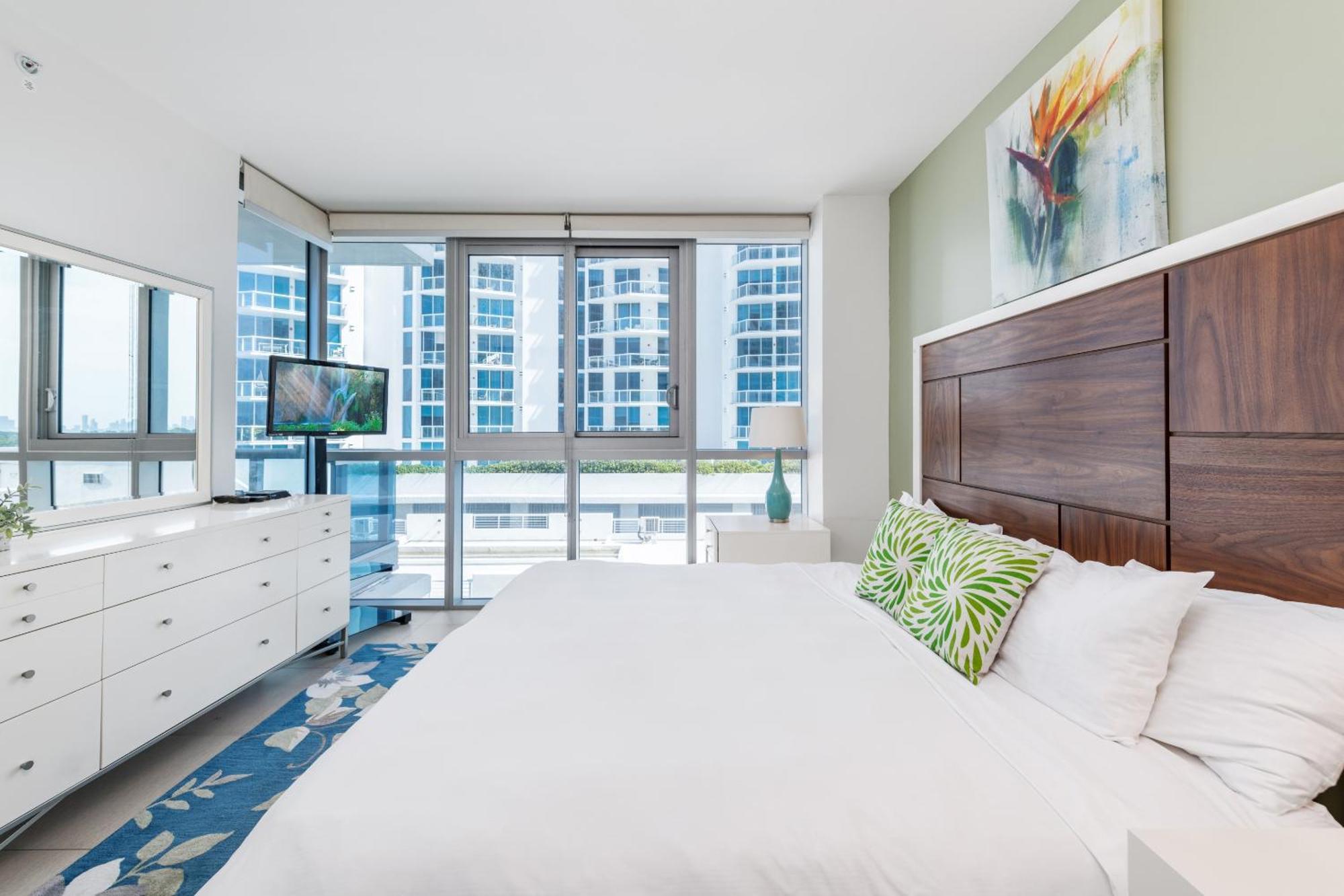 Bluebird Suites Monte Carlo Miami Beach Ruang foto
