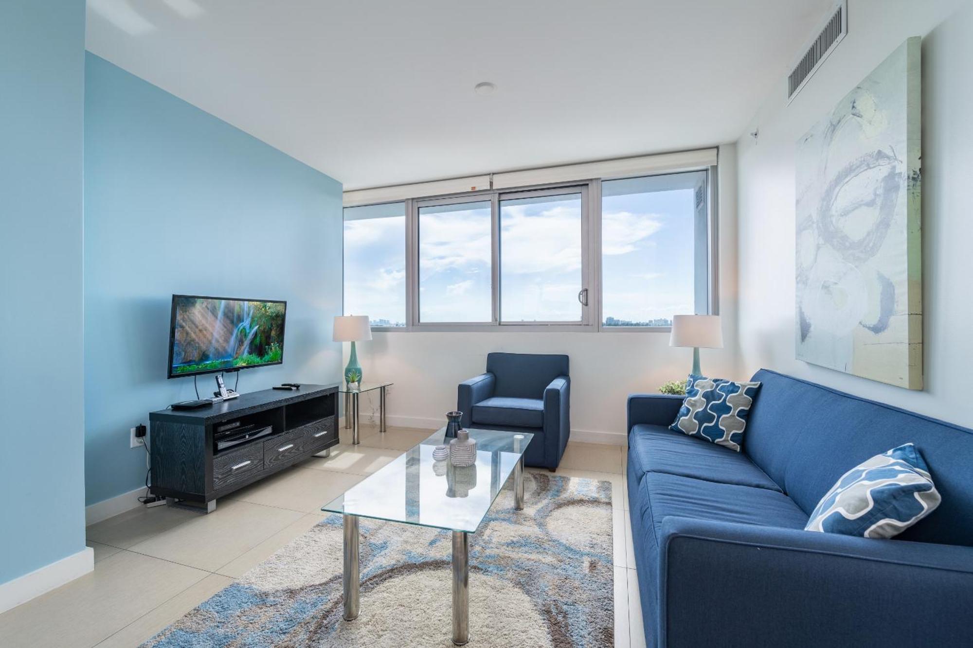 Bluebird Suites Monte Carlo Miami Beach Ruang foto