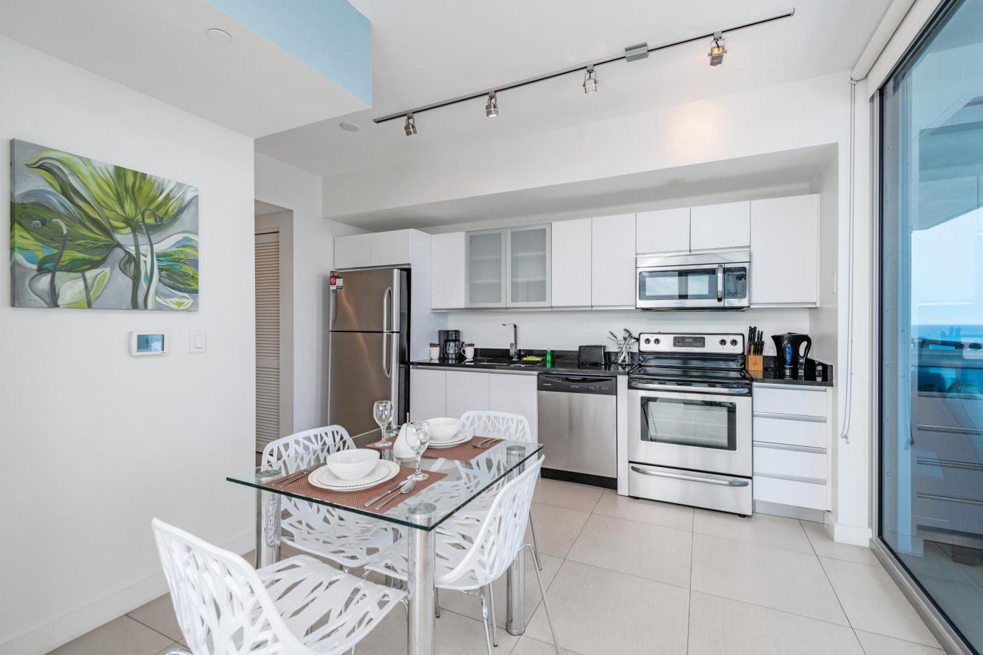 Bluebird Suites Monte Carlo Miami Beach Ruang foto